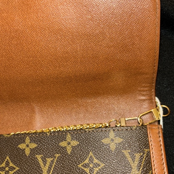 Vintage Louis Vuttion Clutch / With Chain - EUC - Picture 4 of 12